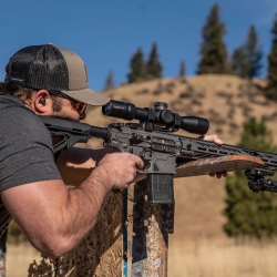 Luneta celownicza Vortex Strike Eagle 3-18x44 FFP 34 mm AO EBR-7C MOA/MRAD