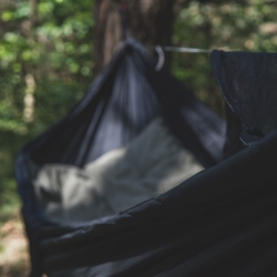 Hamak TigerWood Ważka V2 z moskitierą czarny