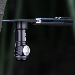 Latarka kątowa LED Fenix LD15R