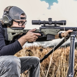 Luneta celownicza Vortex Strike Eagle 3-18x44 FFP 34 mm AO EBR-7C MOA/MRAD