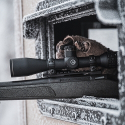 Luneta celownicza Hawke SideWinder 30 6-24x56 SF FFP MOA