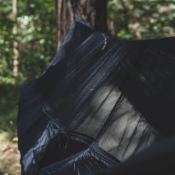 Hamak TigerWood Ważka V2 z moskitierą czarny