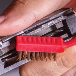 Zestaw szczotek i skrobaków do czyszczenia broni Real Avid Accu-Grip Picks & Brushes