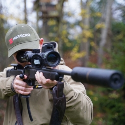 Celownik noktowizyjny noktowizor HIKMICRO by HIKVISION Alpex 4K z uchwytem pod IR