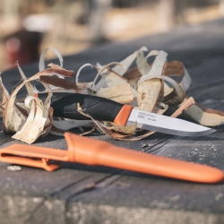Nóż Morakniv Companion ciemno pomarańczowy stal nierdzewna