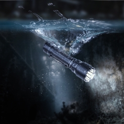 Latarka LED Fenix WF26R