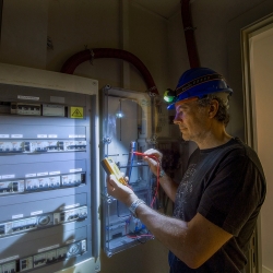 Latarka czołowa LED Fenix WH23R