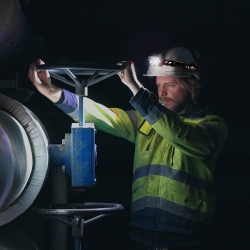 Latarka czołowa Fenix HP25R V2.0