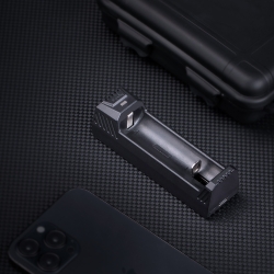 Ładowarka USB Fenix ARE-X1 V2.0