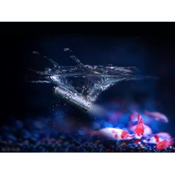 Latarka LED Fenix E02R czarna