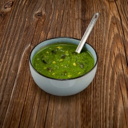 Żywność liofilizowana LyoFood Zupa krem brokułowo-szpinakowy z Mozarellą i pestkami dyni 370 g