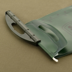 Bukłak M-Tac na wodę 2 L