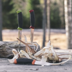 Nóż Morakniv Companion ciemno pomarańczowy stal nierdzewna