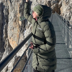 Płaszcz damski Alpinus zimowy Iparla oliwkowy