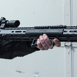 Panel osłony Leapers M-LOK czarny 4 szt.