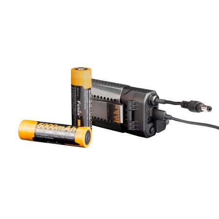 Latarka czołowa Fenix HP30R V2.0 czarna