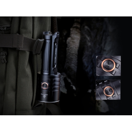 Latarka LED Fenix LR35R czarna