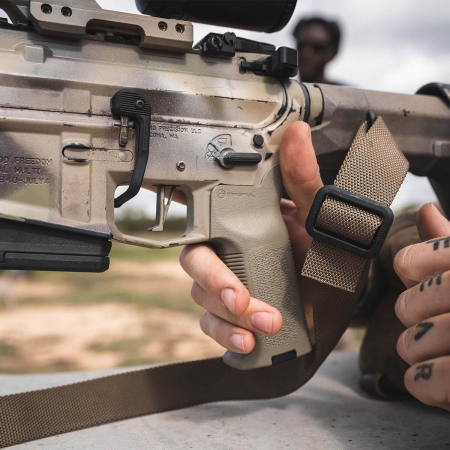 Powiększony chwyt Magpul MOE K2-XL do AR-15 / M4 MAG1165-FDE