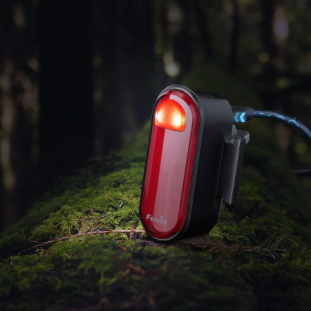 Lampa rowerowa Fenix BC05R V2.0