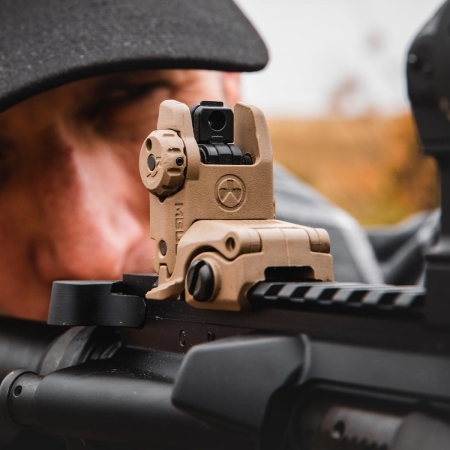 Celownik przeziernikowy Magpul składany MBUS FDE khaki