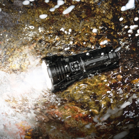 Latarka LED Fenix LR40R V2.0