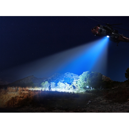 Latarka LED Fenix LR35R czarna