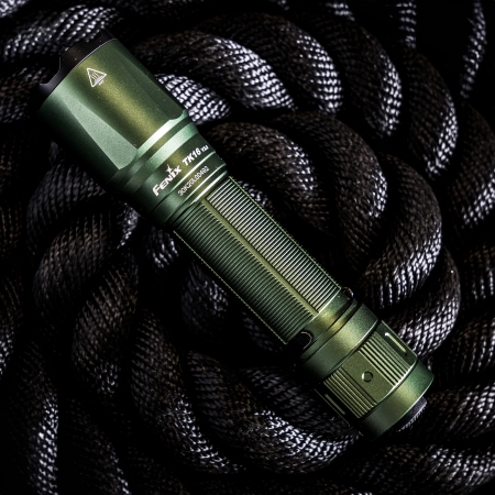 Latarka taktyczna Fenix TK16 V2.0 zielona